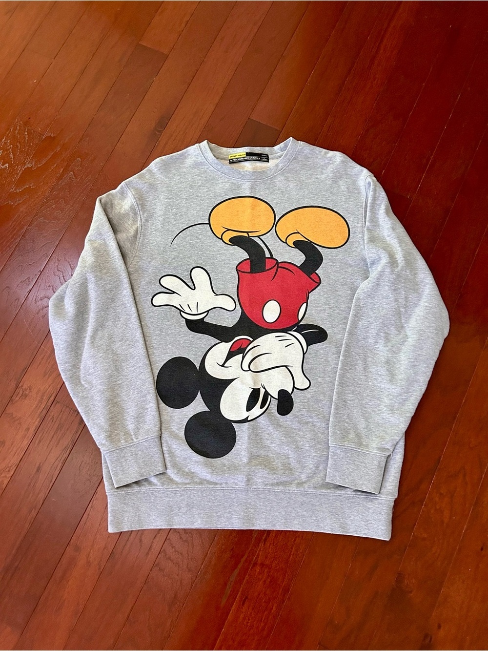 Disney x Peacebird Men Etudes Mickey Mouse Handstand Gray Crewneck Sweatshirt L